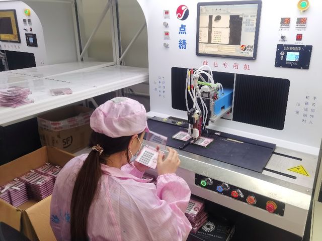 山東小伙電商創業記 拼多多賣假睫毛，單品銷售數百萬單，五年工廠產能激增50倍